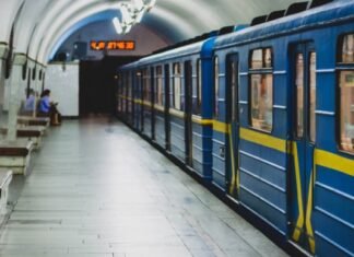 Это коснется тысяч детей: в Киеве меняют условия проезда для школьников