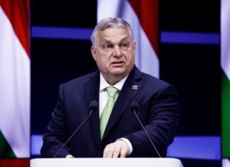 В Венгрии изменили конституцию, чтобы Орбан больше не смог стать премьером: что сделал парламент