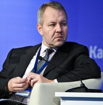 Иноземцев объяснил, почему удары по НПЗ для Путина опаснее, чем кажется