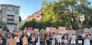 От Киева до Львова: в Украине уже третий день проходят митинги за Федорова (видео)