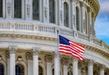 Преодолели первый барьер: Сенат США поддержал законопроект о «адских» санкциях против России