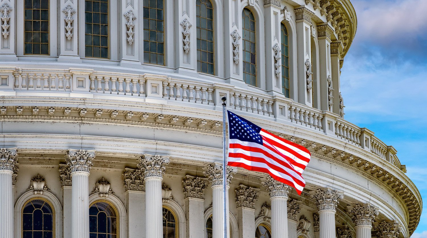 Преодолели первый барьер: Сенат США поддержал законопроект о «адских» санкциях против России