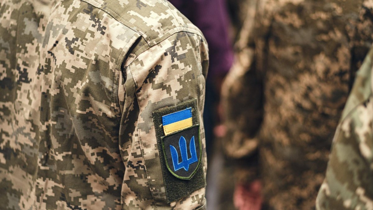 В Украине предлагают сократить ТЦК на 50%: часть военных хотят перевести в ВСУ, — петиция