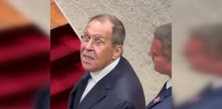 Говорил о прическе: Лавров необычно отреагировал на вопрос о войне в Украине (видео)