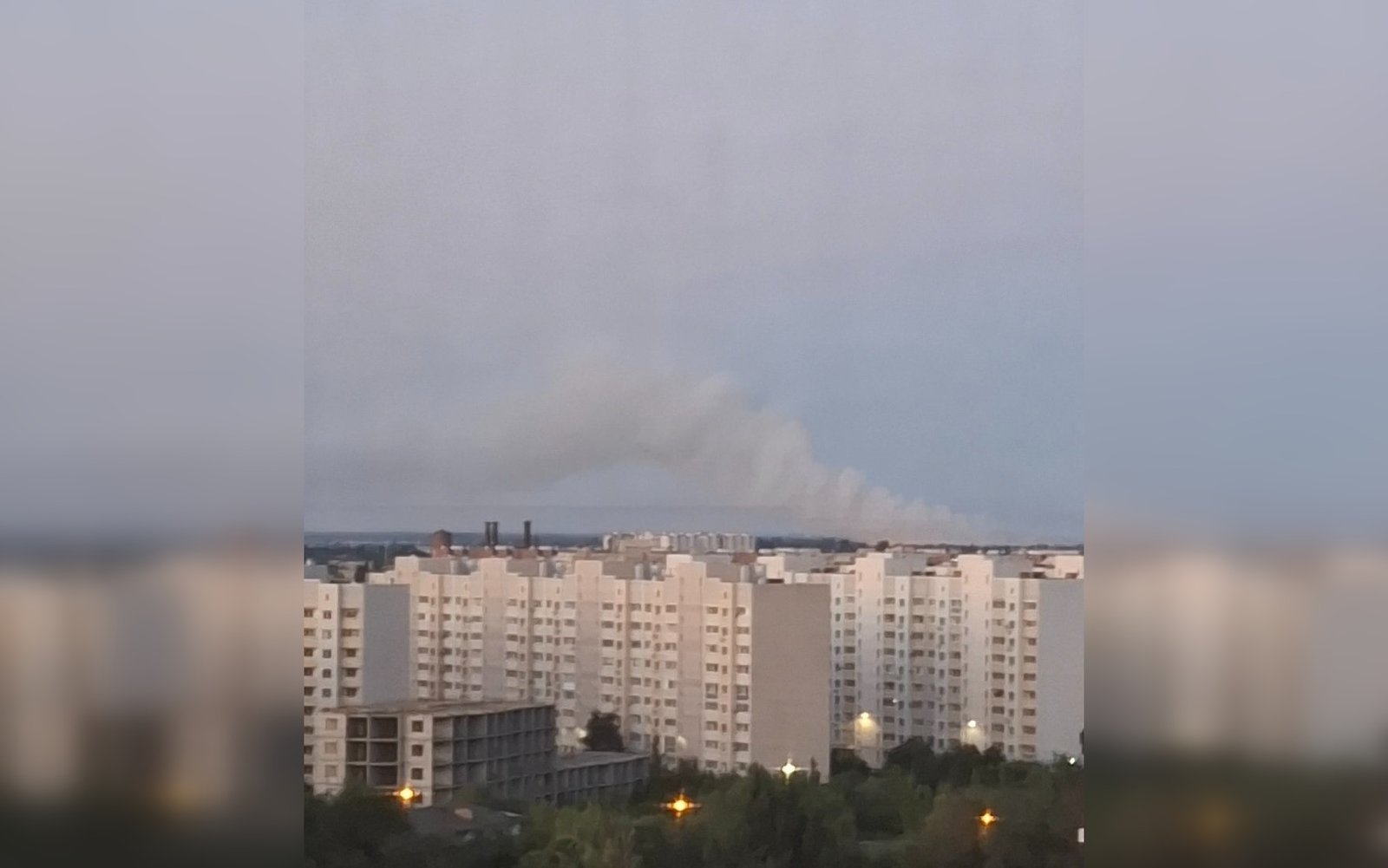 Дроны атаковали российский военный аэродром в Энгельсе: на месте пожар (видео)