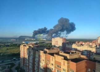 Дроны атакуют Московскую область: очередной склад Wildberries и нефтебаза охвачены огнем (фото)