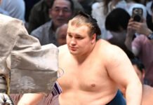 «Не говорить о войне»: в сети разгорелся скандал из-за украинского сумоиста Аонишики