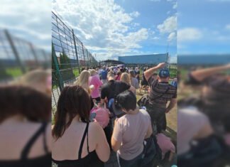 Более 200 человек в очереди: что происходит на единственном пешеходном пункте пропуска в Польшу