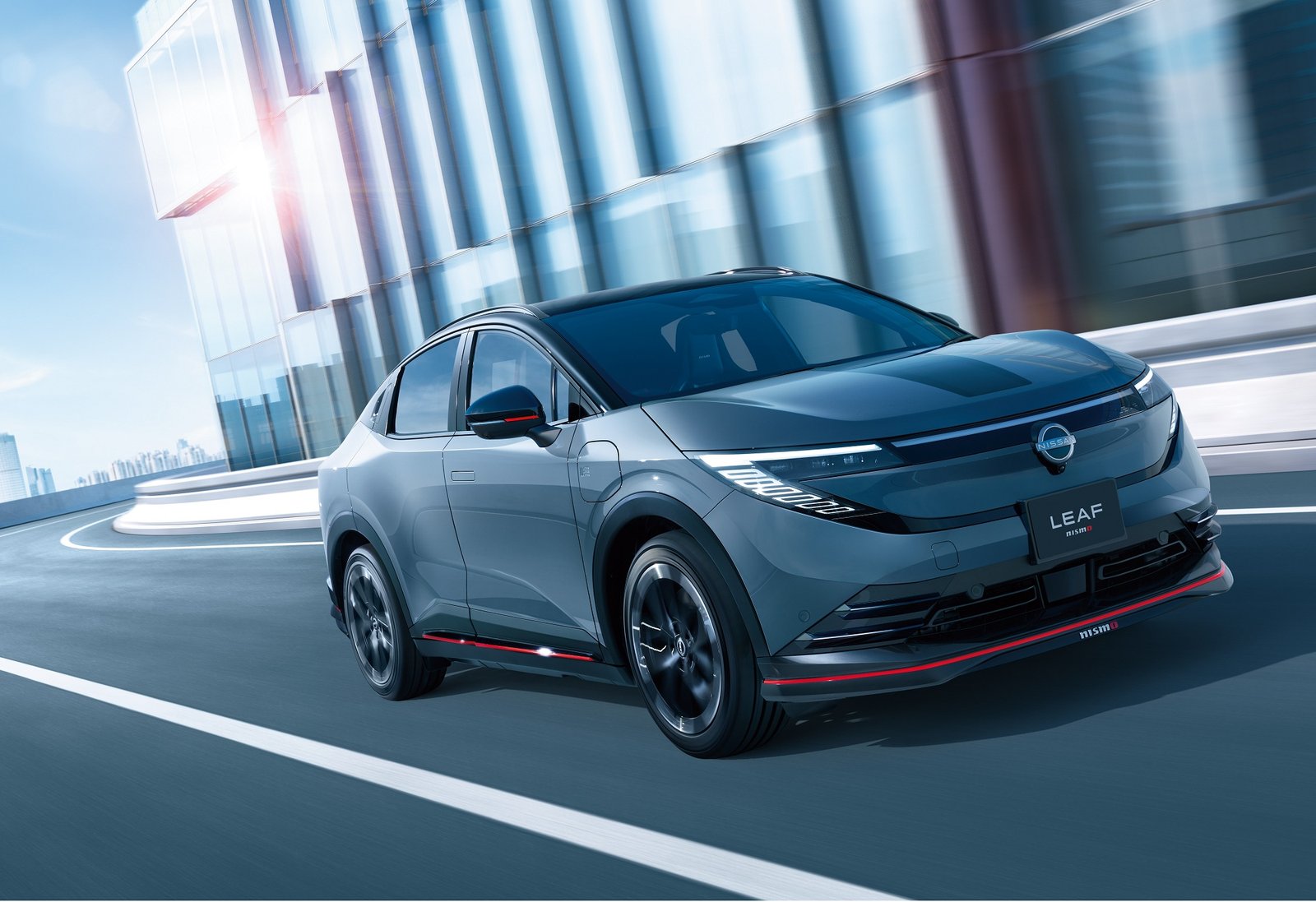 В стиле Nismo: новый Nissan Leaf 2026 получил спортивную версию (фото)