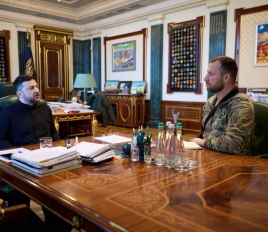 Евгений Хмара увольняется с военной службы ради поста министра: нардеп рассказал подробности