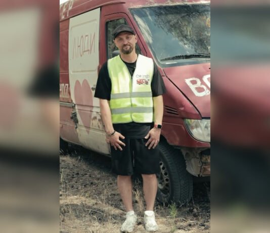 «Сына просто убьют»: волонтер Пуришев уехал в Россию из-за шантажа со стороны ФСБ (видео)