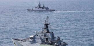 Три суток под наблюдением: британский флот следил за кораблями РФ у своих берегов — СМИ