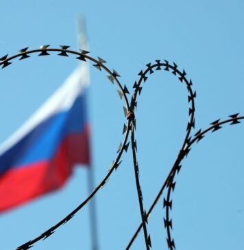 ЕС расширит санкционный список в отношении РФ: в него могут войти до 1600 человек и компаний, — Politico