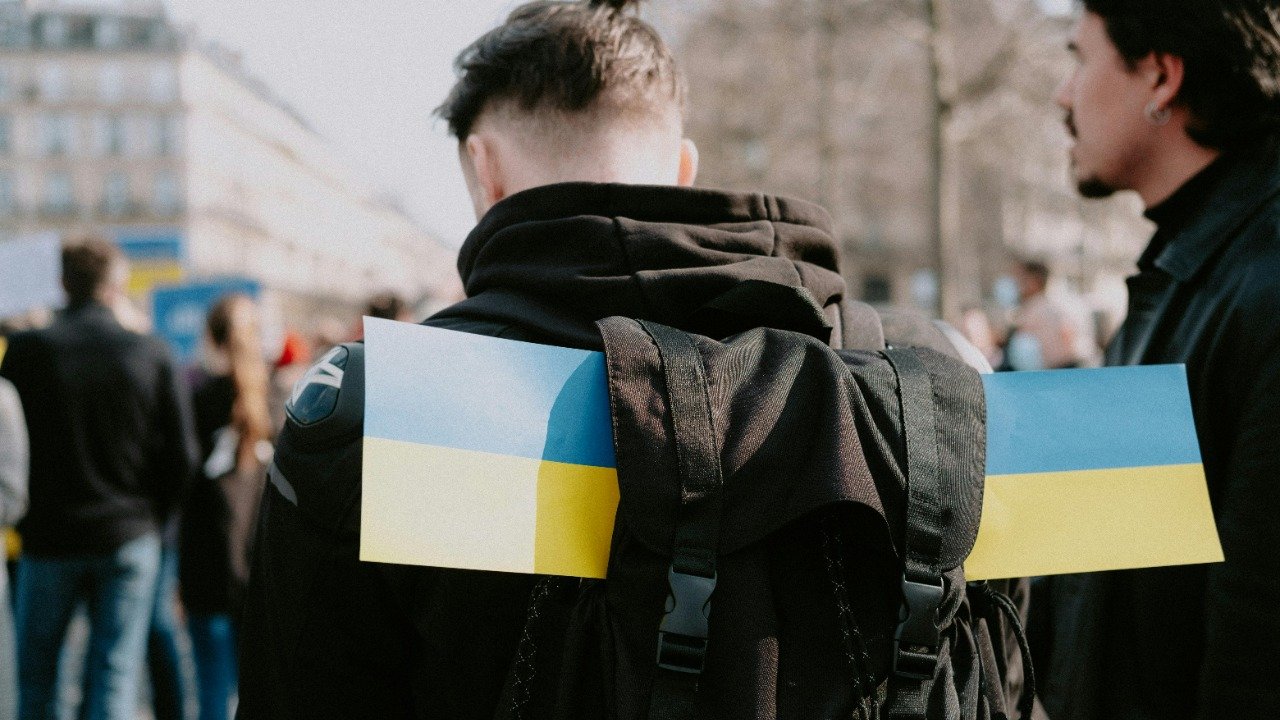 Чехия вводит новые правила для украинских беженцев: что ждет мужчин