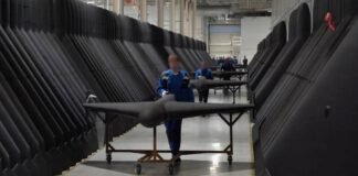 Выдавали китайские БПЛА за свои: в РФ после утечки из закрытого совещания задержали чиновницу, — Фокус