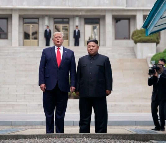 Трамп сократил военные учения с Южной Кореей, объяснив это «дружбой» с лидером КНДР