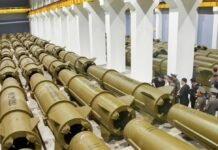 КНДР засыпала землей новое здание на заводе, где производят ракеты для РФ: что показали спутники