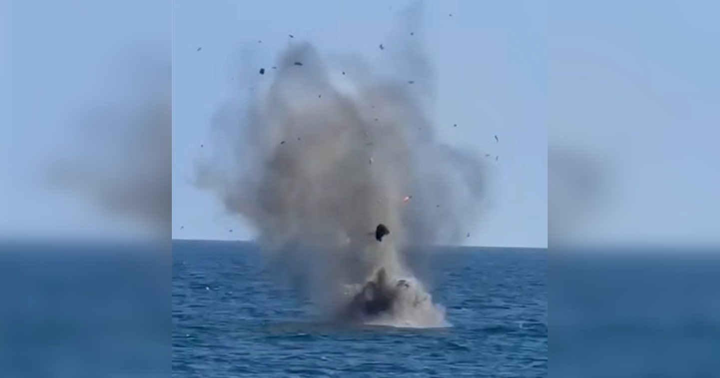 Румыния сбила два дрона вблизи своего газового месторождения в Черном море: что известно (видео)