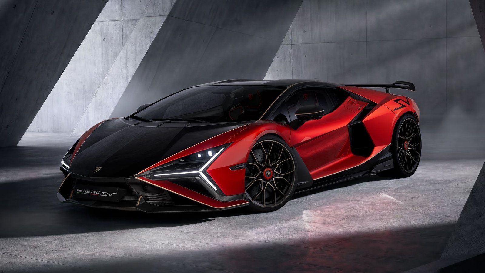 Более 1000 сил и 2,4 с до сотни: дебютировал самый мощный и быстрый Lamborghini (фото)