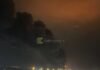 В РФ горит складское помещение площадью 80 тыс. кв. м: оно связано с ключевыми отраслями РФ (видео)