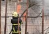 В Запорожье занялся склад с лодочным оборудованием
