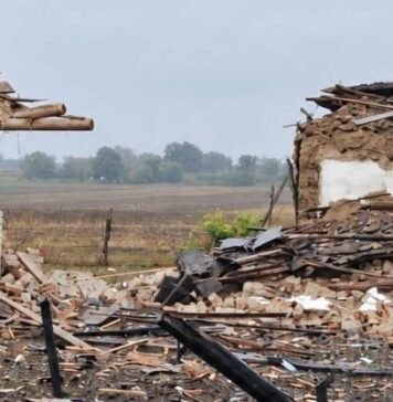 В Запорожской области спасатели потушили возгорание придомовой территории после вражеской атаки