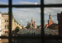 FT: Связанная с Кремлем финтех-компания провела через мировые банки почти $7 млрд