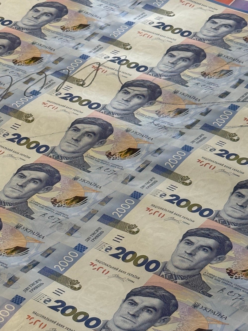 2000 грн ввели в обиход. Действительно ли это грозит инфляцией и новыми 90-ми
