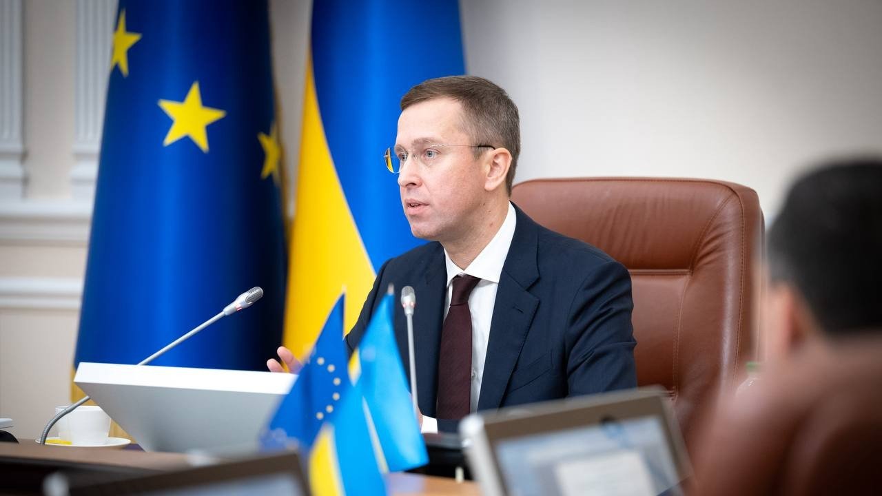 В Украине останавливают госфинансирование капремонтов, строительства и благоустройства