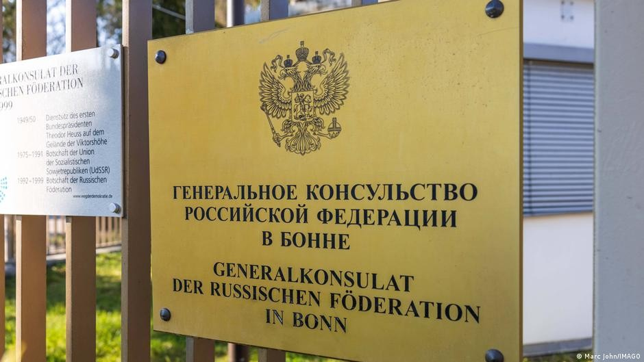В Германии раскрыли сеть из 20 шпионов РФ: они прикрывались дипломатическим иммунитетом — Bild