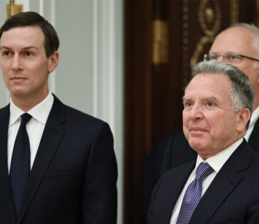 СМИ анонсировали трехсторонние переговоры в США, у Зеленского и Путина — отрицают