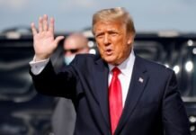 Трамп внезапно стал брюнетом: новые фото президента взорвали сеть (фото)