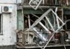 В Запорожье по меньшей мере 77 домов пострадали в результате вражеской атаки