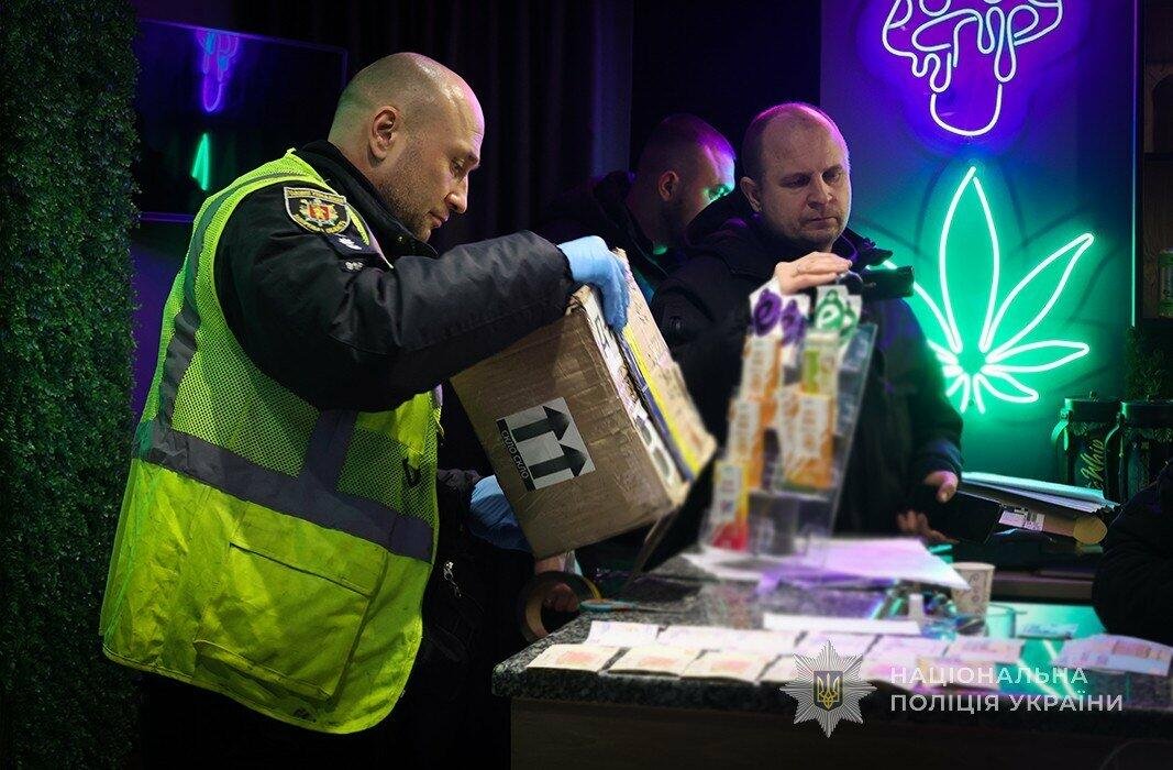 В Запорожье будут судить семерых участников группы, продававшей наркотики под видом товаров для вейпов