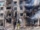 Четыре авиабомбы РФ по Краматорску: людей доставали из-под завалов