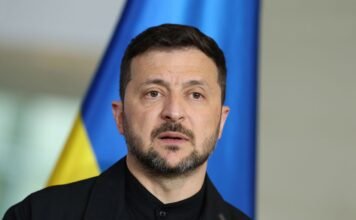 «Стрелять можно только в оккупантов»: Зеленский требует разобраться с перестрелкой силовиков в Киеве