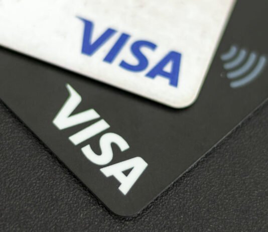 Visa получила лицензию на выпуск банковских карт после 40 лет работы в Китае