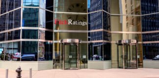 Fitch: Франция сталкивается со все большими проблемами с сокращением бюджетного дефицита