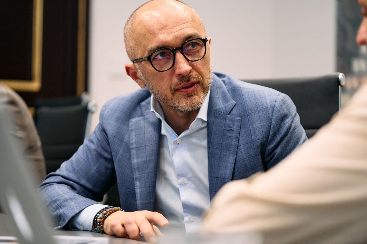 Что стоит за обысками у главы НБУ. Удержится ли Пышный на посту