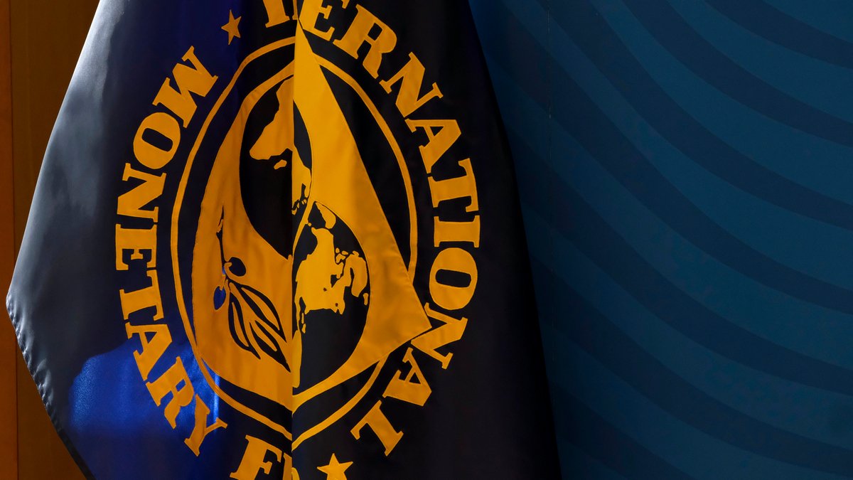 Украина рассчитывает получить более $1,6 млрд от МВФ до конца года