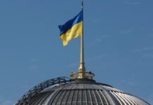 Бюджетный комитет Рады поддержал поправку о повышении минимальных зарплат военным