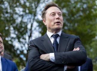 Илон Маск вернул себе статус триллионера