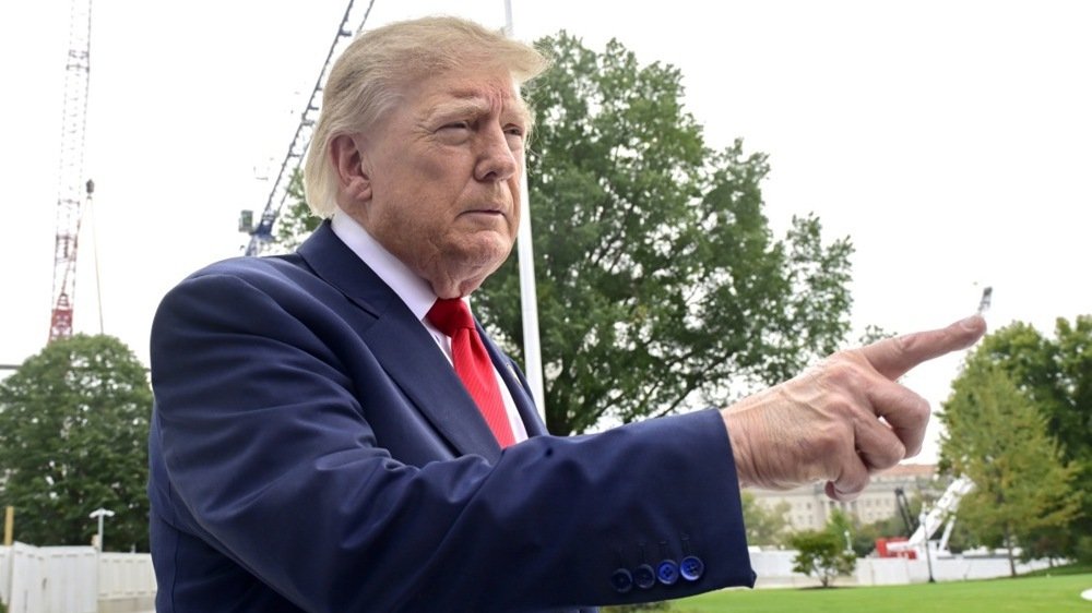 Суд в США запретил транслировать рекламу с прославлением Трампа за государственные деньги