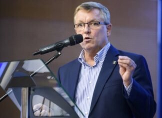 В Венгрии задержали экс-главу Национального банка