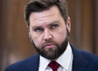 США приостанавливают участие Microsoft и ряда других ИТ-компаний в визовой программе