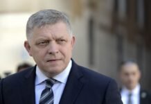 Словакия и Венгрия отказались финансировать новый заем Украины от ЕС на 2027 год