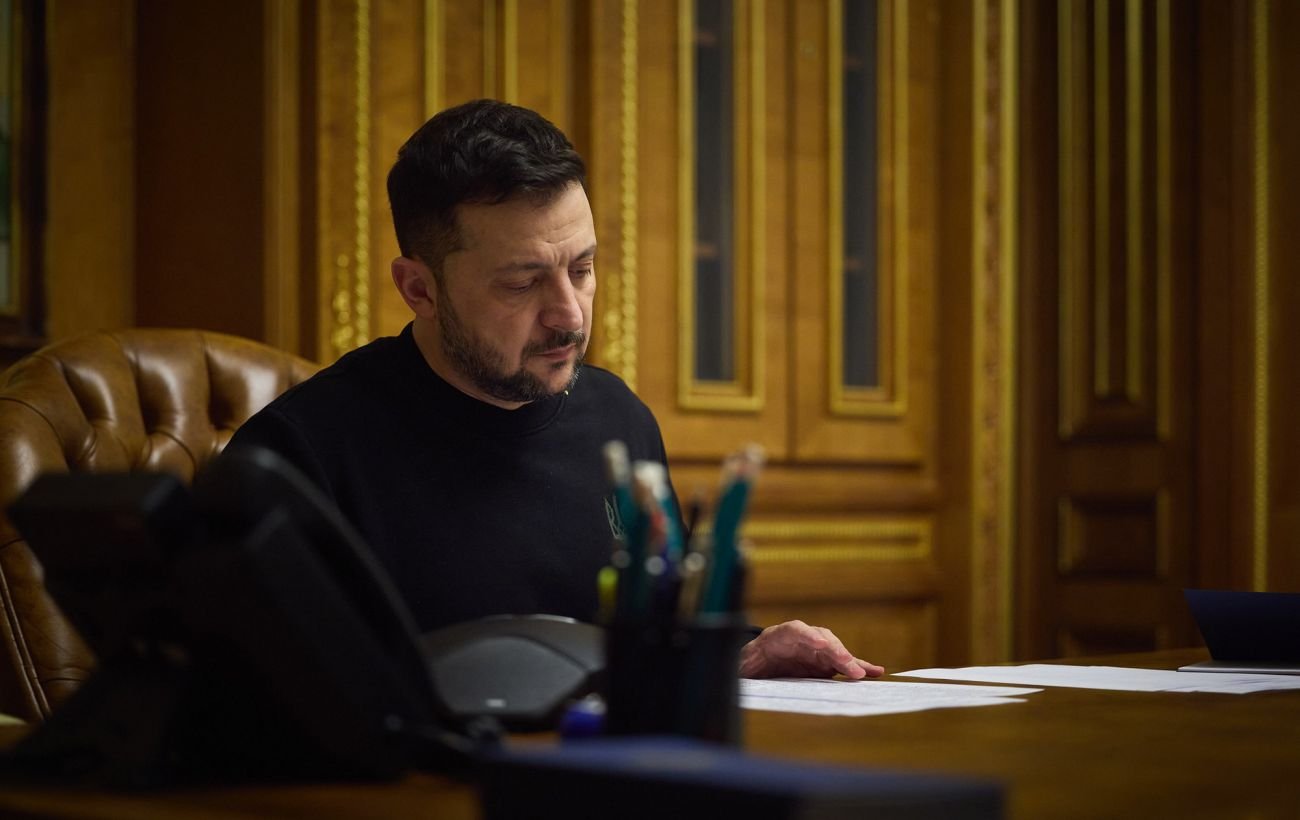 Зеленский подписал продление военного положения и мобилизации еще на 90 дней