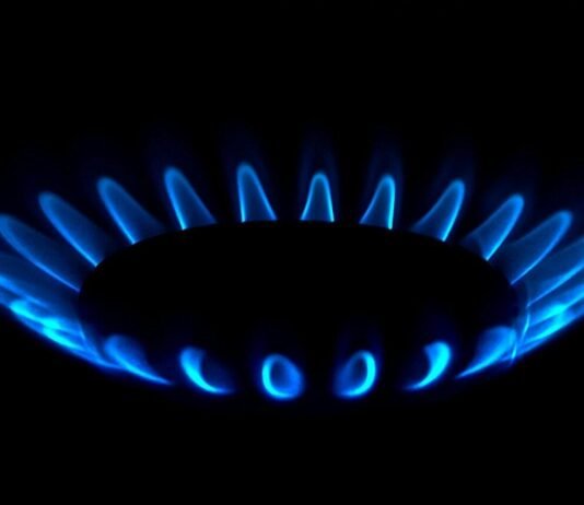 В Запорожье из-за обстрела 451 квартира осталась без газа