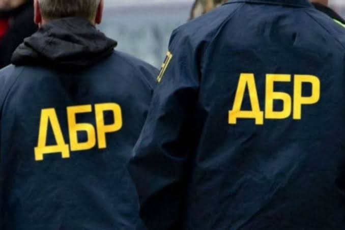 В Запорожской области замкомбата обвиняют в фиктивной «службе» сожительницы на 1,3 млн гривен
