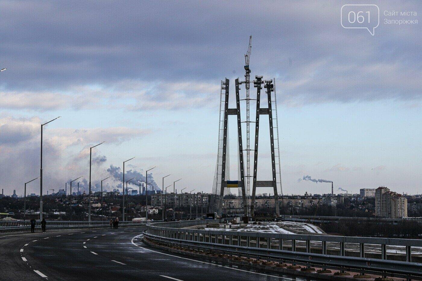 В Запорожье изменили организацию дорожного движения на двух мостах